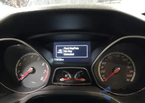 2016 Ford Focus St z USA, uszkodzony, nr VIN 1FADP3L95GL333706